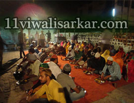 Langar at the ocassion of GIARVI SHRIF - 14-09-2016 at Darbar Ya Ghause Azam Dastgir Trust (Regd) Roshan Pir (Sheikh Abdul Qadir Jilani), Roshani Ground, Purani Sabji Mandi, Ludhiana, Punjab India.