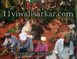 Langar at the ocassion of GIARVI SHRIF - 08-05-2017 at Darbar Ya Ghause Azam Dastgir Trust (Regd) Roshan Pir (Sheikh Abdul Qadir Jilani), Roshani Ground, Purani Sabji Mandi, Ludhiana, Punjab India.